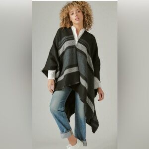 NWT Lucky brand Reversible Stripe Kimono One Size Fits All.